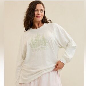Aerie Cream Long Sleeve Tee with Graphic NWT
